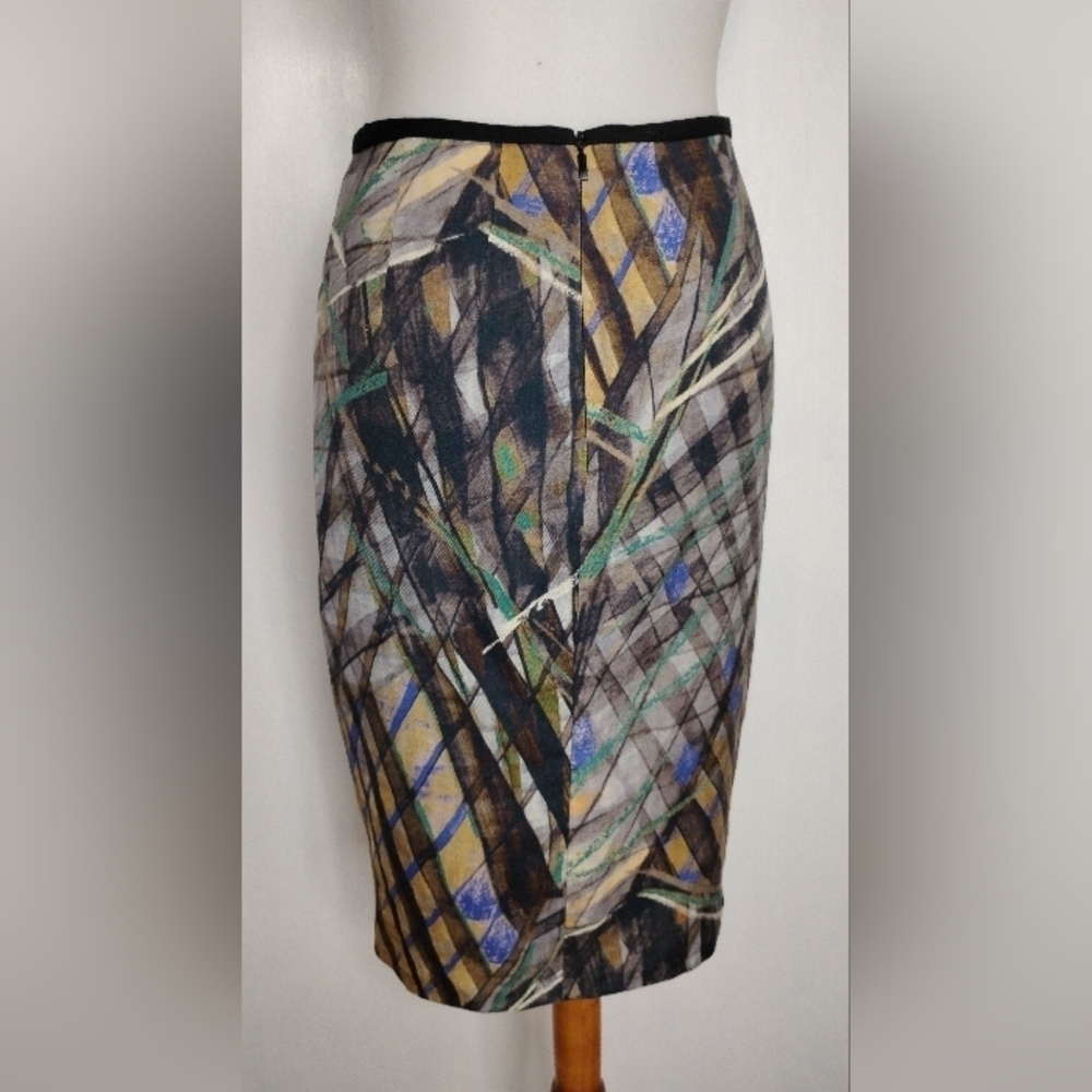 GORGEOUS HUGO BOSS PENCIL SKIRT - Picture 10 of 10